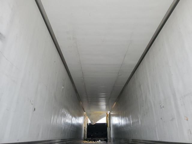 1UYVS2533J6249312 - 2018 UTILITY VS2RA أبيض صورة 6