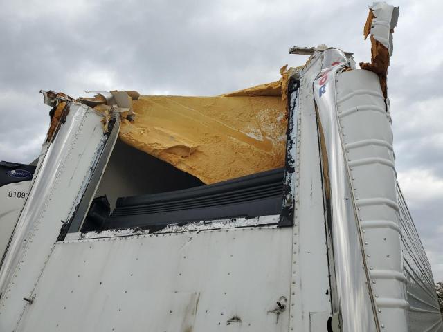 1UYVS2533J6249312 - 2018 UTILITY VS2RA أبيض صورة 9