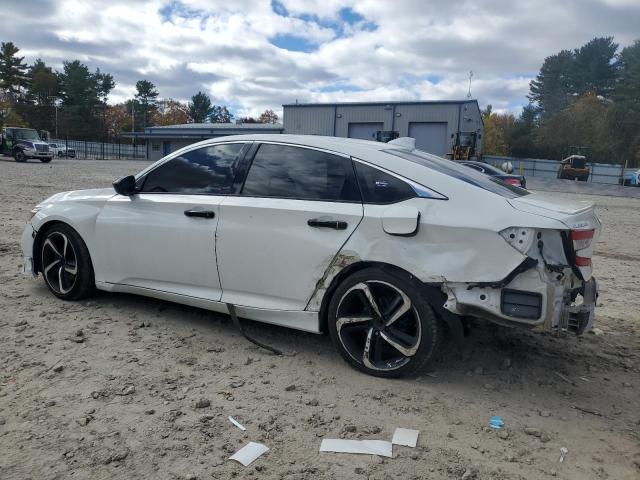 1HGCV1F34JA012669 - 2018 HONDA ACCORD SPORT WHITE photo 2