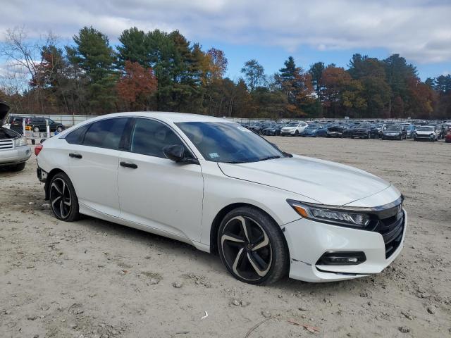 1HGCV1F34JA012669 - 2018 HONDA ACCORD SPORT WHITE photo 4