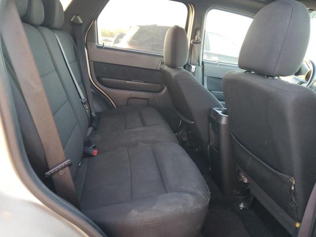 1FMCU0DG2AKA56032 - 2010 FORD ESCAPE XLT 棕色 照片 11