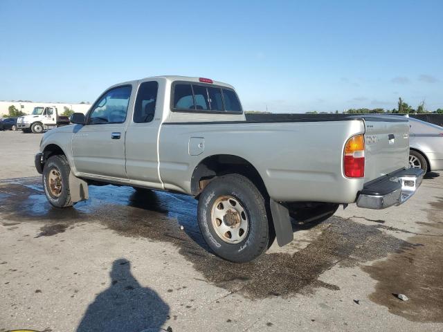 5TESN92N4YZ696963 - 2000 TOYOTA TACOMA XTRACAB PRERUNNER فضي صورة 2