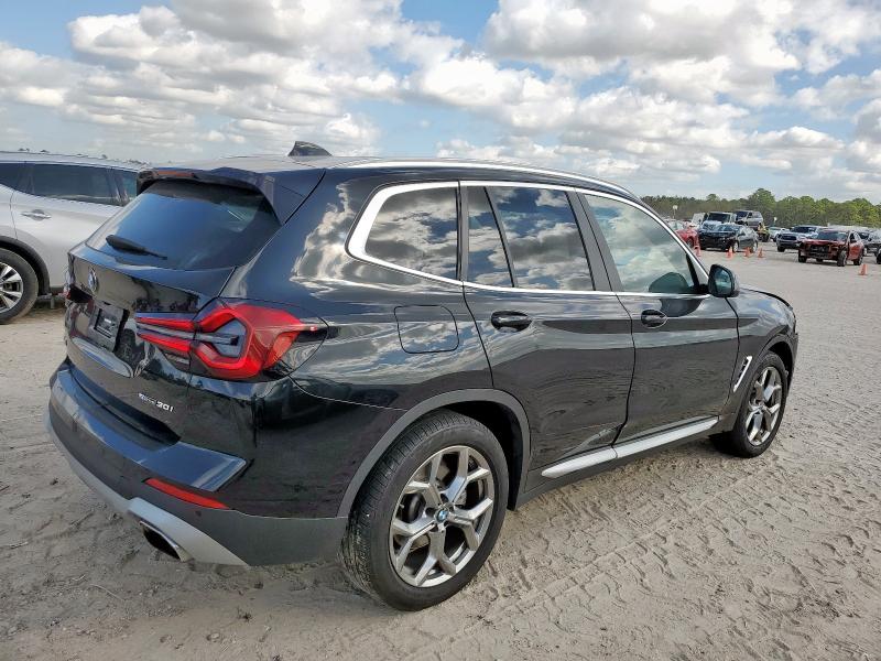 5UX43DP07N9L19290 - 2022 BMW X3 SDRIVE30I BLACK photo 3