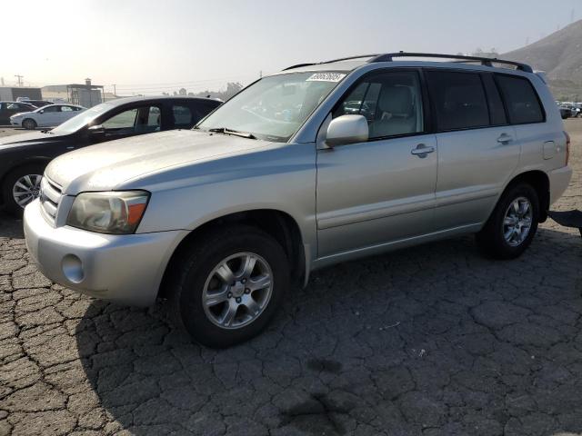 2004 TOYOTA HIGHLANDER BASE, 