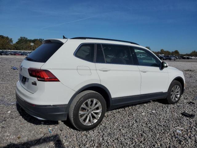3VV3B7AX3JM018715 - 2018 VOLKSWAGEN TIGUAN SE Білий фото 3
