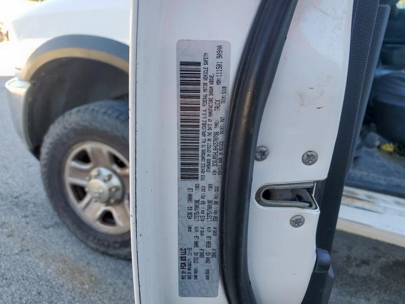 3C6UR5HL8HG570796 - 2017 RAM 2500 ST Ağ foto 12