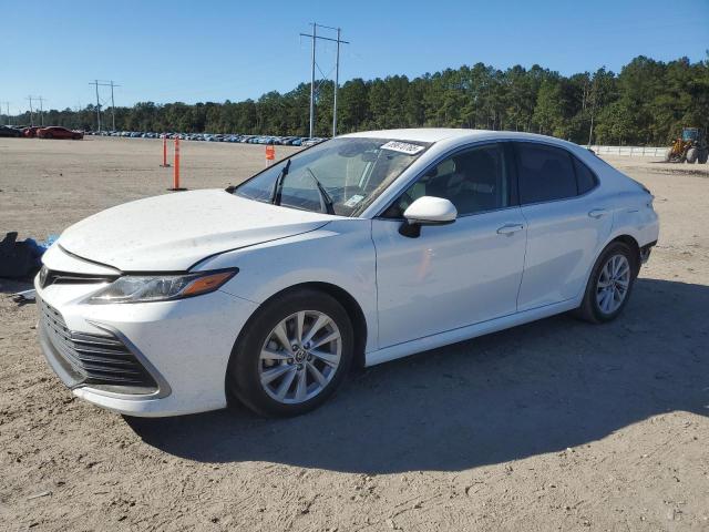 2022 TOYOTA CAMRY LE, 