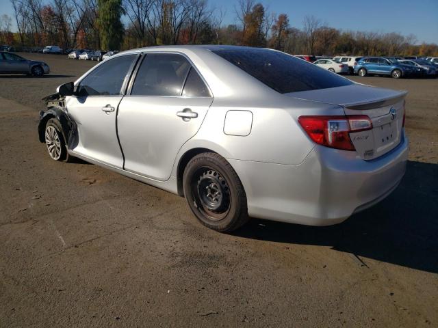 4T1BF1FK0CU538308 - 2012 TOYOTA CAMRY BASE 银色 照片 2