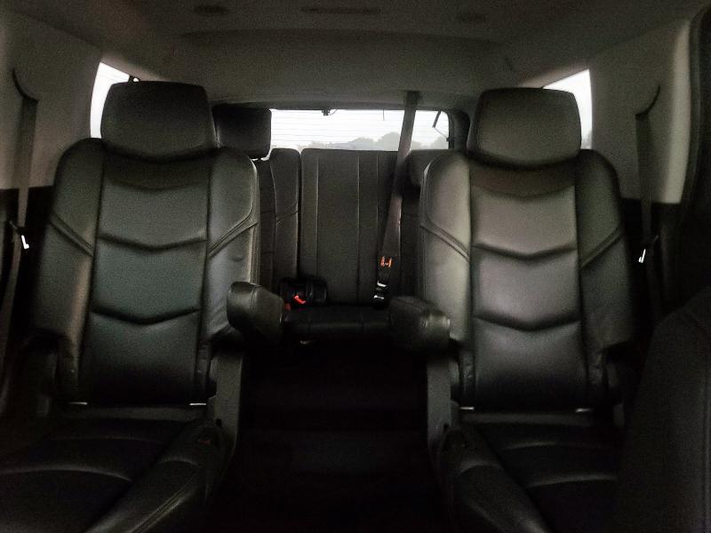 1GYS3BKJ7JR135954 - 2018 CADILLAC ESCALADE LUXURY შავი ფოტო 10