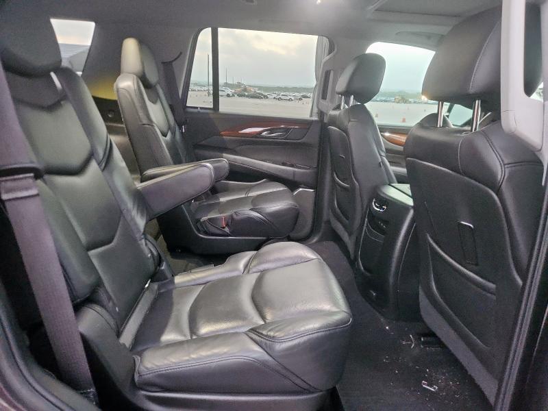 1GYS3BKJ7JR135954 - 2018 CADILLAC ESCALADE LUXURY შავი ფოტო 11