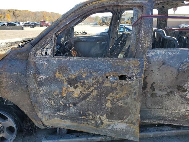 3C6UR5DL9JG143106 - 2018 RAM 2500 SLT BURN photo 7