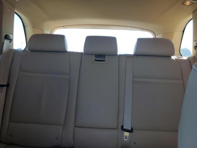 5UXZV8C59BL422069 - 2011 BMW X5 XDRIVE50I WHITE photo 10