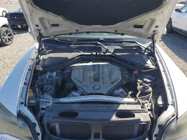 5UXZV8C59BL422069 - 2011 BMW X5 XDRIVE50I WHITE photo 12