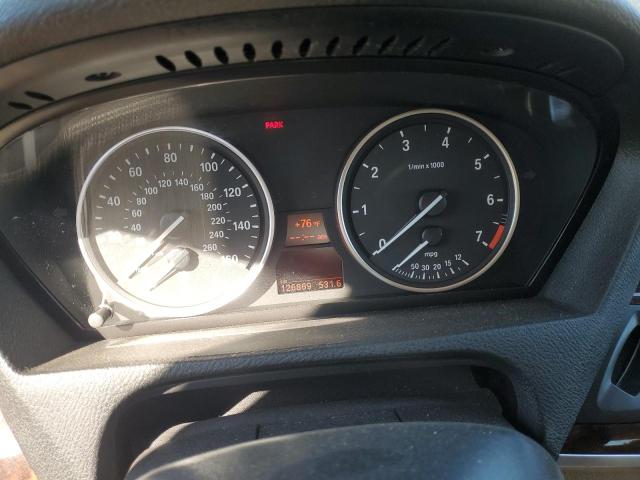 5UXZV8C59BL422069 - 2011 BMW X5 XDRIVE50I WHITE photo 9