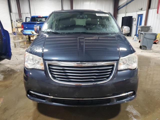 2C4RC1CG4DR596917 - 2013 CHRYSLER TOWN & COU TOURING L BLUE photo 5
