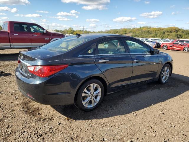 5NPEC4AC1DH610057 - 2013 HYUNDAI SONATA SE BLUE photo 3