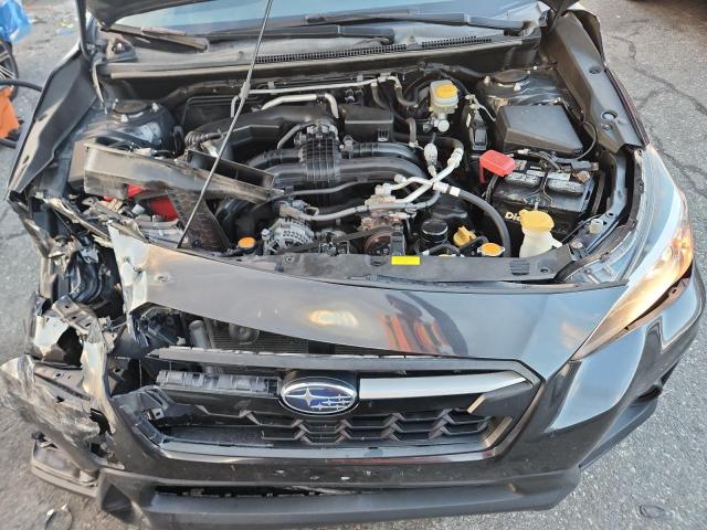 JF2GTADC1JH316141 - 2018 SUBARU CROSSTREK PREMIUM ნაცრისფერი ფოტო 12