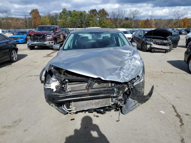 1VWAT7A36EC111524 - 2014 VOLKSWAGEN PASSAT S SILVER photo 5