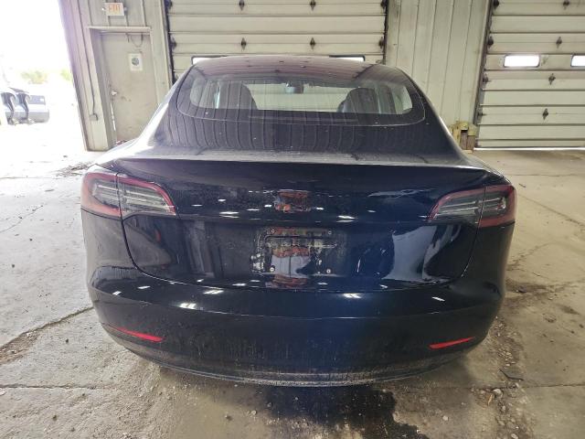 5YJ3E1EB3JF156132 - 2018 TESLA MODEL 3 Սև լուսանկար 6