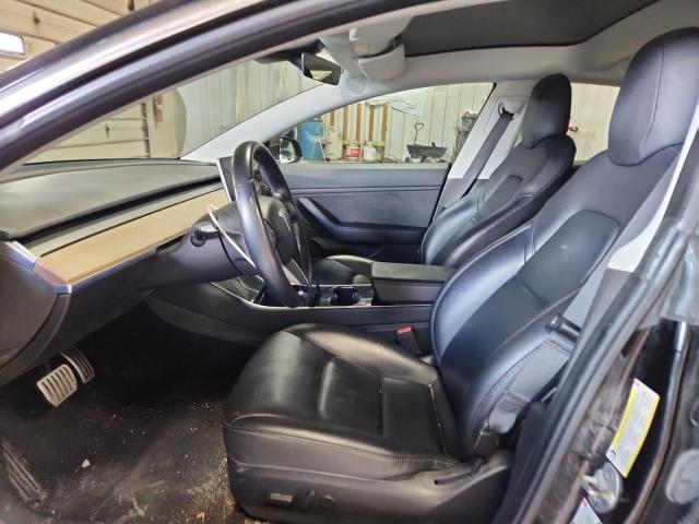 5YJ3E1EB3JF156132 - 2018 TESLA MODEL 3 Սև լուսանկար 7