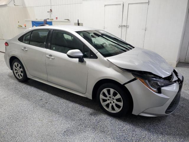 5YFB4MDE4SP265037 - 2025 TOYOTA COROLLA LE SILVER photo 4