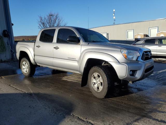 3TMLU4EN2EM160379 - 2014 TOYOTA TACOMA DOUBLE CAB فضي صورة 4