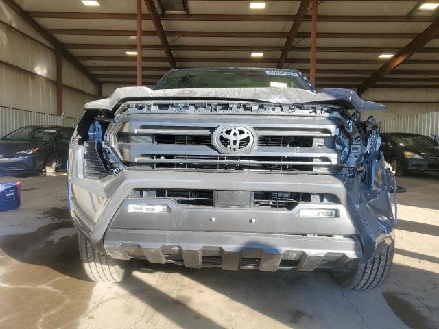 3TMLB5JN0SM163469 - 2025 TOYOTA TACOMA DOUBLE CAB GRAY photo 5