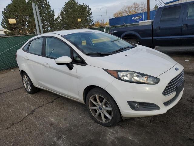 3FADP4BJ2KM148845 - 2019 FORD FIESTA SE 白色 照片 4