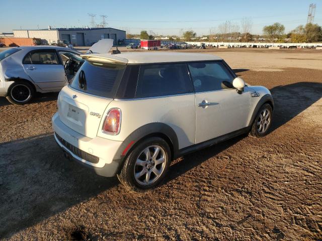 WMWMF735X9TT96611 - 2009 MINI COOPER S 白色 照片 3