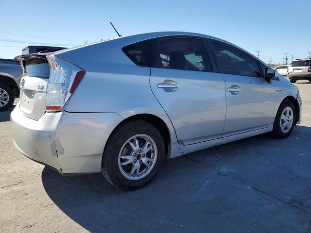 JTDKN3DU6A0147997 - 2010 TOYOTA PRIUS 银色 照片 3