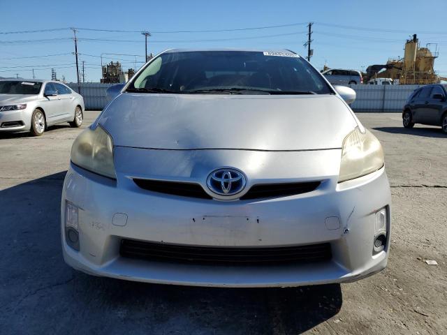 JTDKN3DU6A0147997 - 2010 TOYOTA PRIUS 银色 照片 5