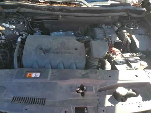 JA4AD3A30JZ027421 - 2018 MITSUBISHI OUTLANDER SE BLACK photo 11