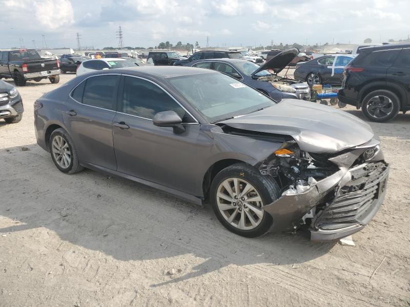 4T1C11AK5RU848098 - 2024 TOYOTA CAMRY LE GRAY photo 4