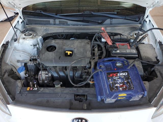 3KPF24AD4ME407846 - 2021 KIA FORTE FE WHITE photo 11