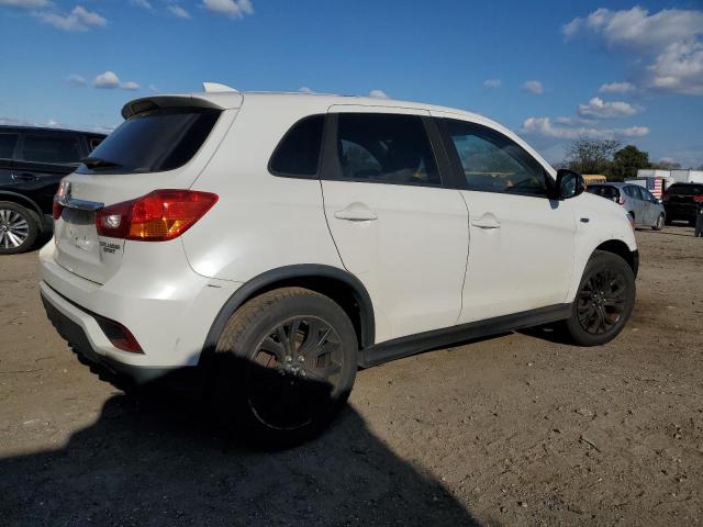 JA4AR3AU5JU009214 - 2018 MITSUBISHI OUTLANDER ES Սպիտակ լուսանկար 3