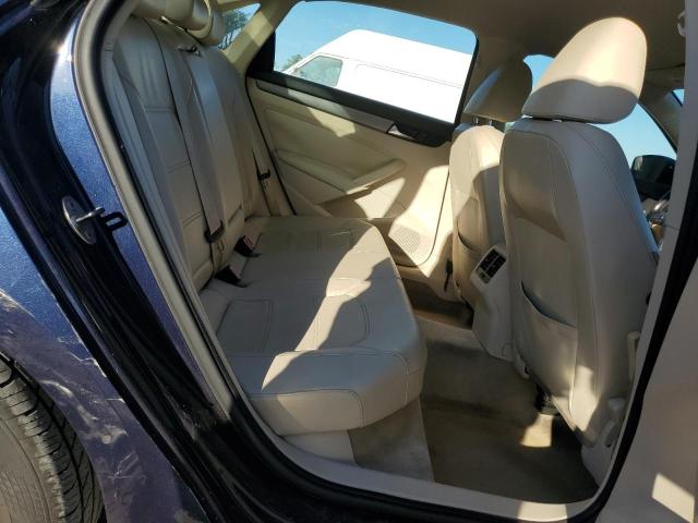 1VWBS7A39EC029911 - 2014 VOLKSWAGEN PASSAT SE Blau Foto 10