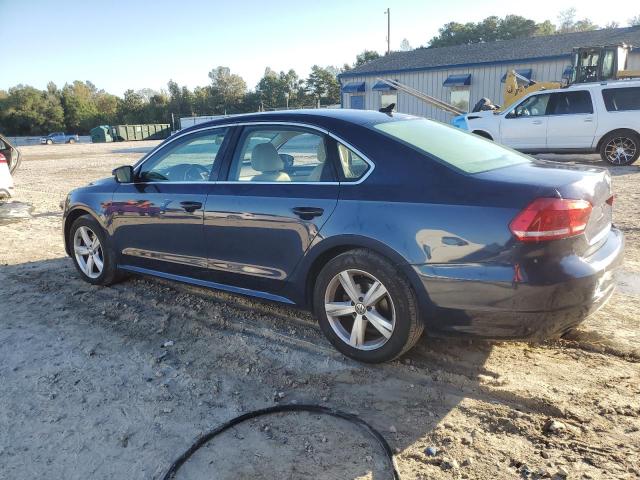 1VWBS7A39EC029911 - 2014 VOLKSWAGEN PASSAT SE Blau Foto 2