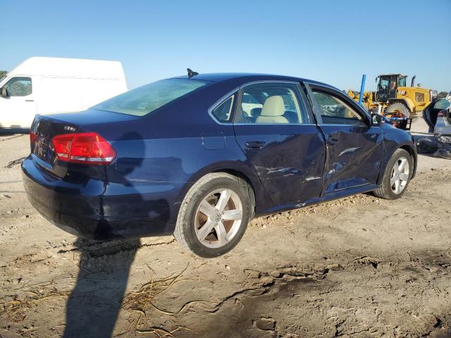 1VWBS7A39EC029911 - 2014 VOLKSWAGEN PASSAT SE Blau Foto 3