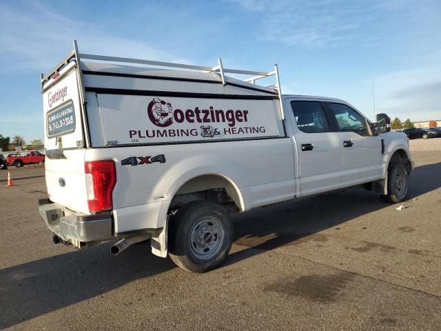 1FT7W2B64KEF40435 - 2019 FORD F250 SUPER DUTY WHITE photo 3