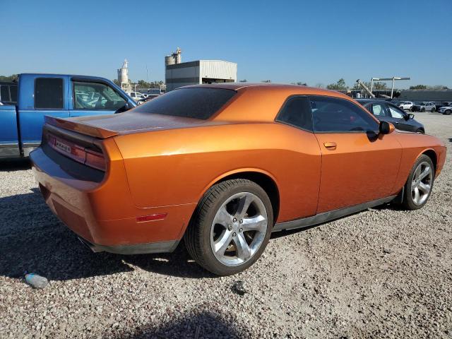 2B3CJ5DTXBH589991 - 2011 DODGE CHALLENGER R/T ORANGE photo 3