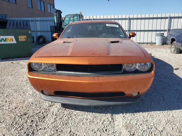 2B3CJ5DTXBH589991 - 2011 DODGE CHALLENGER R/T ORANGE photo 5