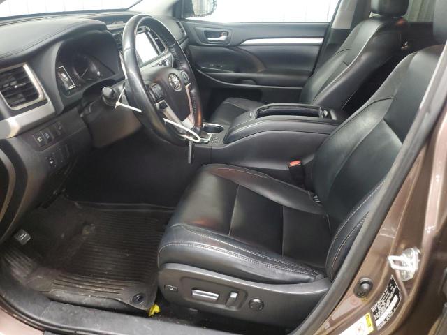 5TDJZRFH3HS373778 - 2017 TOYOTA HIGHLANDER SE BROWN photo 7