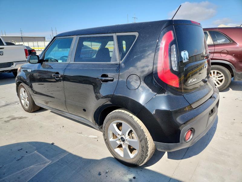 KNDJN2A20K7000026 - 2019 KIA SOUL BLACK photo 2