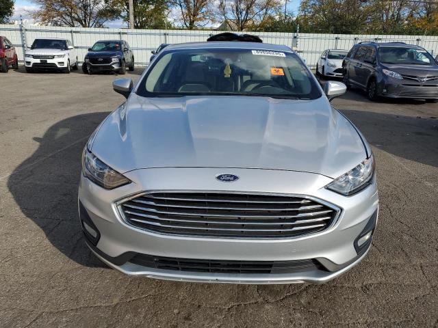 3FA6P0HD9KR147357 - 2019 FORD FUSION SE Күміс фото 5