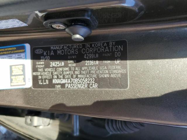 KNAGM4A70B5058232 - 2011 KIA OPTIMA LX TAN photo 12