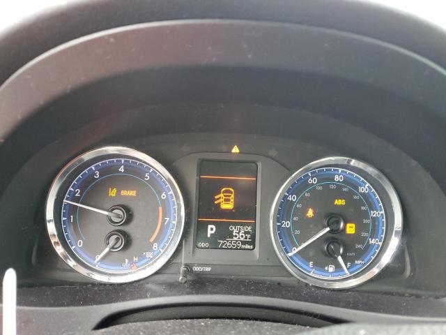 5YFBURHE1JP798906 - 2018 TOYOTA COROLLA L Qırmızı foto 9