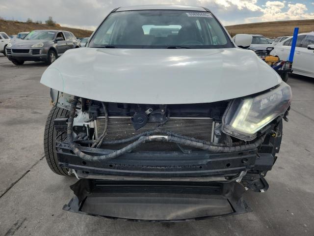 KNMAT2MV5HP557132 - 2017 NISSAN ROGUE S WHITE photo 5