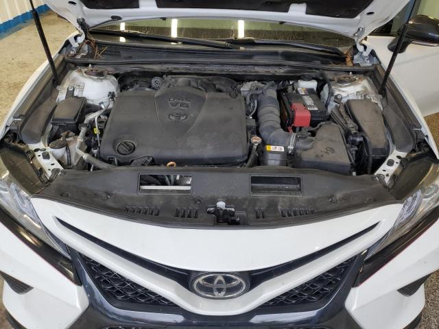 4T1BZ1HK4KU023735 - 2019 TOYOTA CAMRY XSE თეთრი ფოტო 11