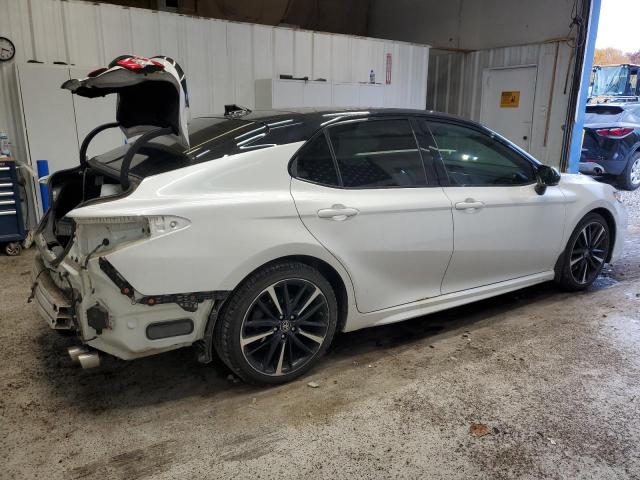 4T1BZ1HK4KU023735 - 2019 TOYOTA CAMRY XSE თეთრი ფოტო 3