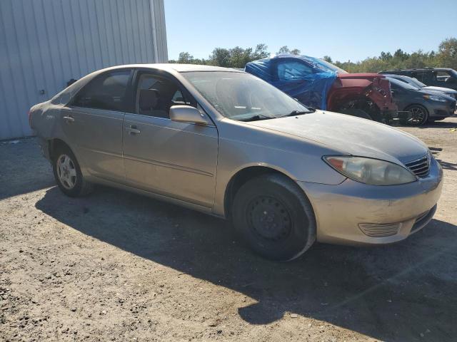 4T1BE32K65U429374 - 2005 TOYOTA CAMRY LE GOLD photo 4